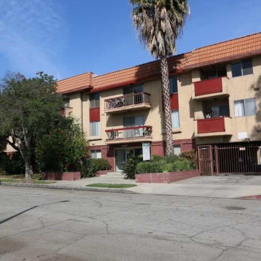 Sherman Oaks Valley Apartment Sales